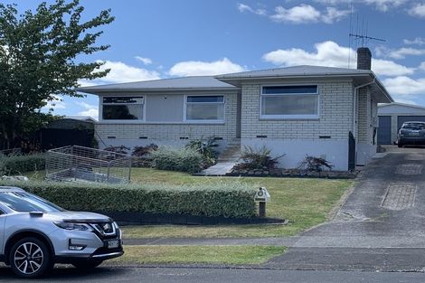 Photo of property in 70 Pohutukawa Drive, Pukete, Hamilton, 3200