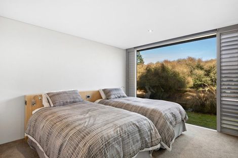 Photo of property in 311 Beacon Point Road, Wanaka, 9305