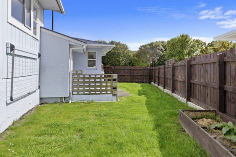 Photo of property in 162 Queen Street West, Levin, 5510