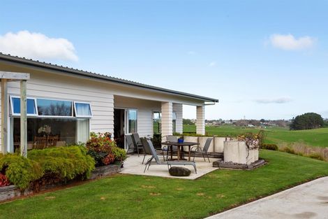 Photo of property in 242b Turuturu Road, Hawera, 4674