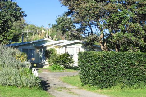 Photo of property in 34 Ngaio Street, Otaki Beach, Otaki, 5512