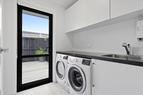 Photo of property in 23 Puhirake Crescent, Pyes Pa, Tauranga, 3112