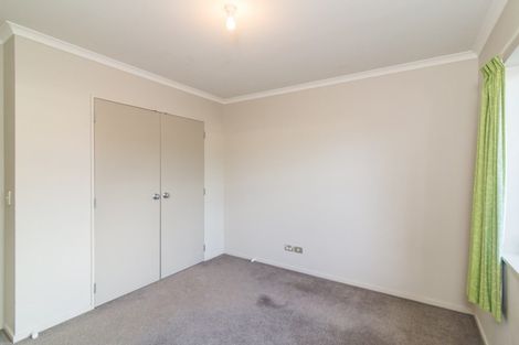 Photo of property in 8 Nicholas Place, Waikanae Beach, Waikanae, 5036