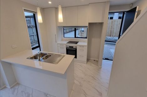 Photo of property in 37a Wairau Avenue, Avondale, Auckland, 1026