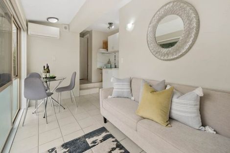 Photo of property in 1/10 Mcquoid Place, Glenfield, Auckland, 0629