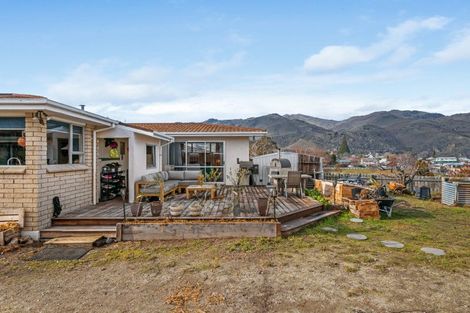 Photo of property in 60 Donegal Street, Cromwell, 9310