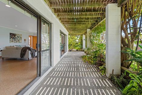 Photo of property in 80 Deep Creek Road, Torbay, Auckland, 0630