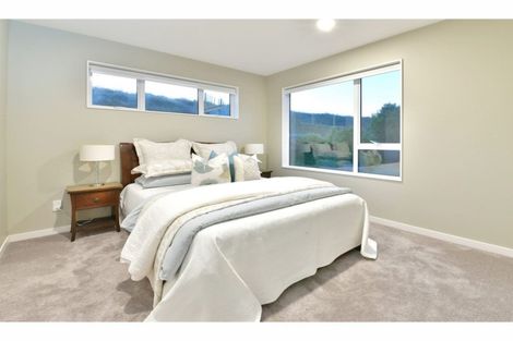 Photo of property in 12 Seaview Crescent, Hatfields Beach, Orewa, 0931