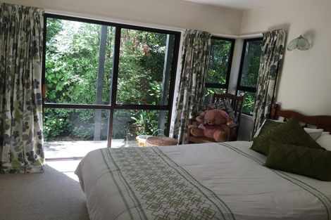 Photo of property in 1/3 Fayette Place, Te Atatu South, Auckland, 0610