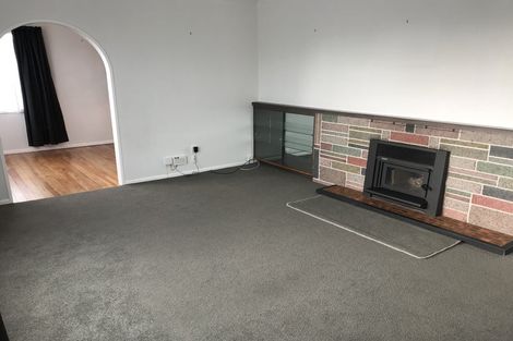 Photo of property in 25 Battiscombe Terrace, Waitara, 4320