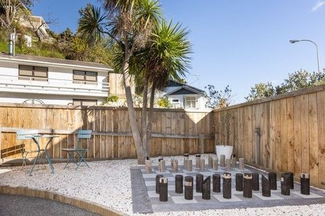 Photo of property in 44 Faraday Street, Hospital Hill, Napier, 4110