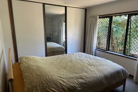 Photo of property in 3/8 Shakespeare Road, Milford, Auckland, 0620