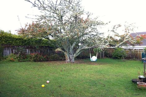 Photo of property in 3 Tahu Crescent, Sunnynook, Auckland, 0620