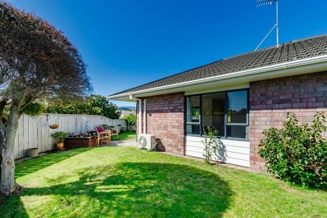 Photo of property in 23 Dennis Taylor Court, Paraparaumu, 5032