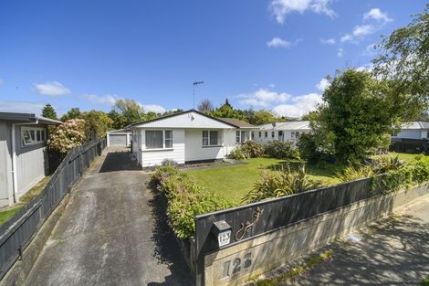 Photo of property in 123 Ruamahanga Crescent, Terrace End, Palmerston North, 4410