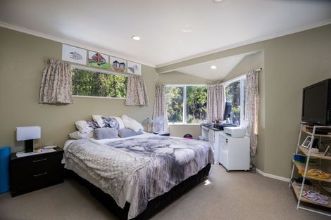 Photo of property in 58a Karina Road, Merrilands, New Plymouth, 4312