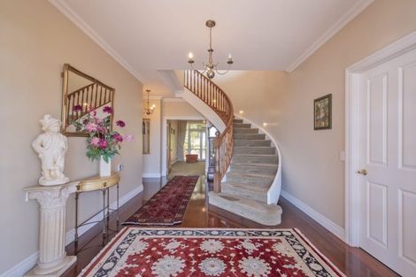 Photo of property in 104 Kitchener Road, Milford, Auckland, 0620