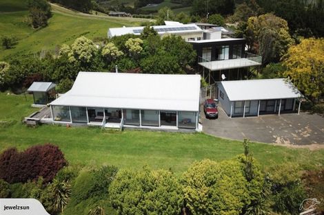 Photo of property in 25 Hull Road, Waitoki, Kaukapakapa, 0871