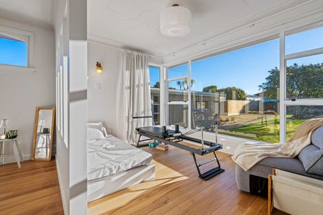 Photo of property in 39 Oakland Street, Andersons Bay, Dunedin, 9013