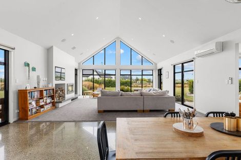 Photo of property in 15 Lake View Terrace, Huntingdon, Ashburton, 7774