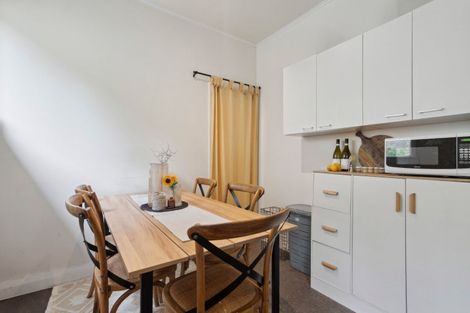 Photo of property in 51 Farnham Street, Mornington, Wellington, 6021