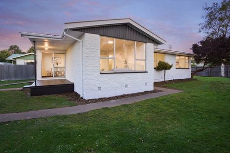 Photo of property in 26 Shetland Street, Woolston, Christchurch, 8062