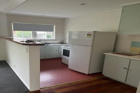 Photo of property in 1a Thurleigh Grove, Karori, Wellington, 6012