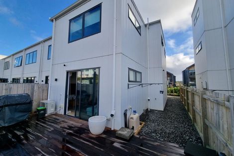 Photo of property in 87 Tarapuka Road, Westgate, Auckland, 0814