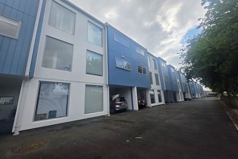 Photo of property in 31 Reynolds Place, Papamoa Beach, Papamoa, 3118