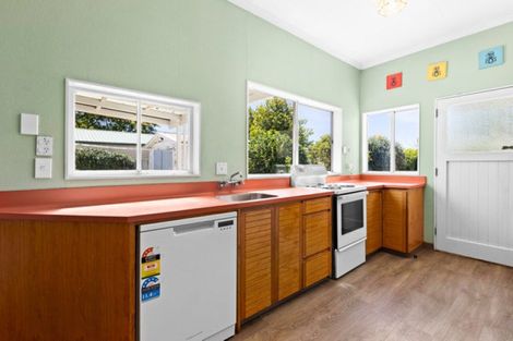 Photo of property in 402 Massey Street, Akina, Hastings, 4122