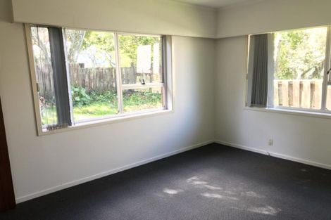 Photo of property in 15 Barlow Place, Chatswood, Auckland, 0626