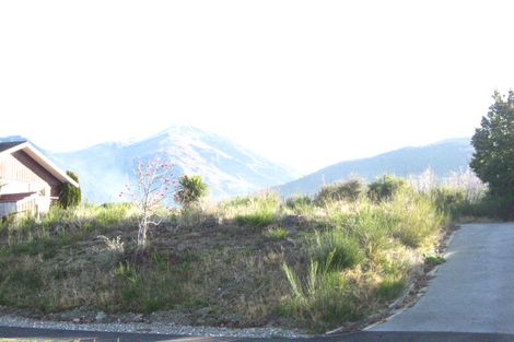 Photo of property in 61 Cedar Drive, Kelvin Heights, Queenstown, 9300