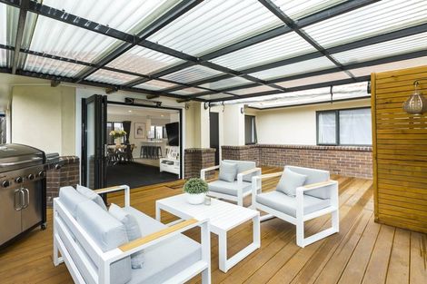 Photo of property in 5 Gloucester Street, Silverstream, Upper Hutt, 5019