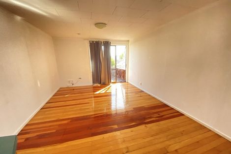 Photo of property in 2/15 Garland Road, Greenlane, Auckland, 1061