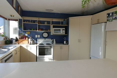 Photo of property in 68 Regency Crescent, Redwood, Christchurch, 8051