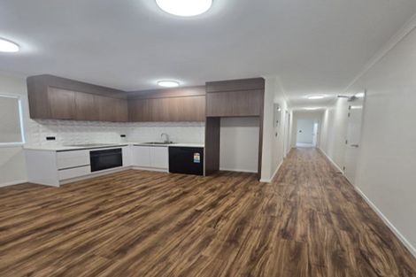 Photo of property in 8 Ritetai Street, Clarks Beach, 2122