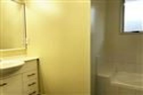 Photo of property in 39 Chesterfield Mews, Russley, Christchurch, 8042