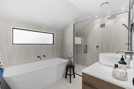 Photo of property in 4 Daresbury Lane, Fendalton, Christchurch, 8014