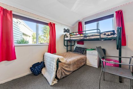 Photo of property in 12 Collins Street, Gonville, Whanganui, 4501