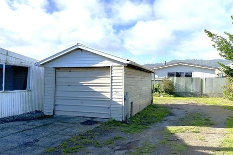 Photo of property in 49 Blake Street, Blaketown, Greymouth, 7805