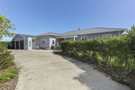 Photo of property in 1444 Carrington Road, Hurworth, New Plymouth, 4371