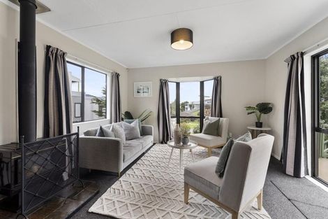 Photo of property in 18 Webber Street, Paraparaumu Beach, Paraparaumu, 5032