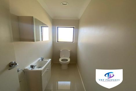 Photo of property in 40 St Annes Crescent, Wattle Downs, Auckland, 2103