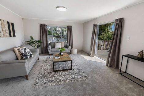Photo of property in 155 Summerhill Drive, Fitzherbert, Palmerston North, 4410