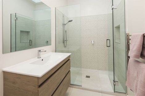 Photo of property in 39 Normans Road, Strowan, Christchurch, 8052