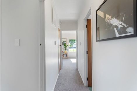 Photo of property in 1/2 Vodanovich Road, Te Atatu South, Auckland, 0610