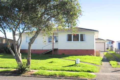Photo of property in 37 Innismara Avenue, Wattle Downs, Auckland, 2103