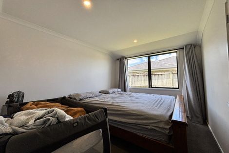 Photo of property in 8 Parkgrove Crescent, Pokeno, 2402