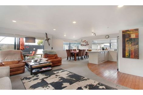 Photo of property in 23a Kervil Avenue, Te Atatu Peninsula, Auckland, 0610