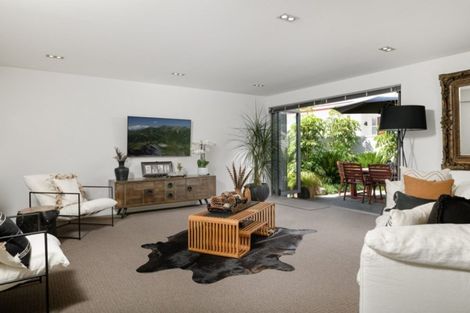 Photo of property in 32b Oceanview Road, Mount Maunganui, 3116